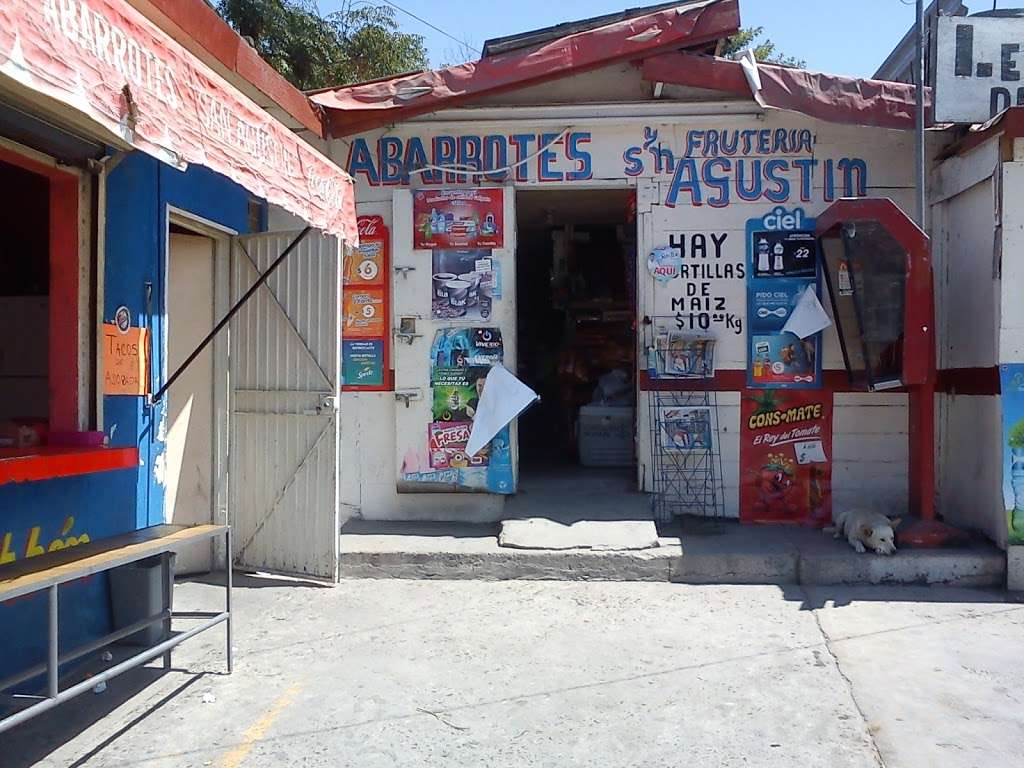 Abarrotes y Frutería San Agustín | Plaza 6670, Aguaje de La Tuna 2a Sección, 22640 Tijuana, B.C., Mexico | Phone: 664 621 5982