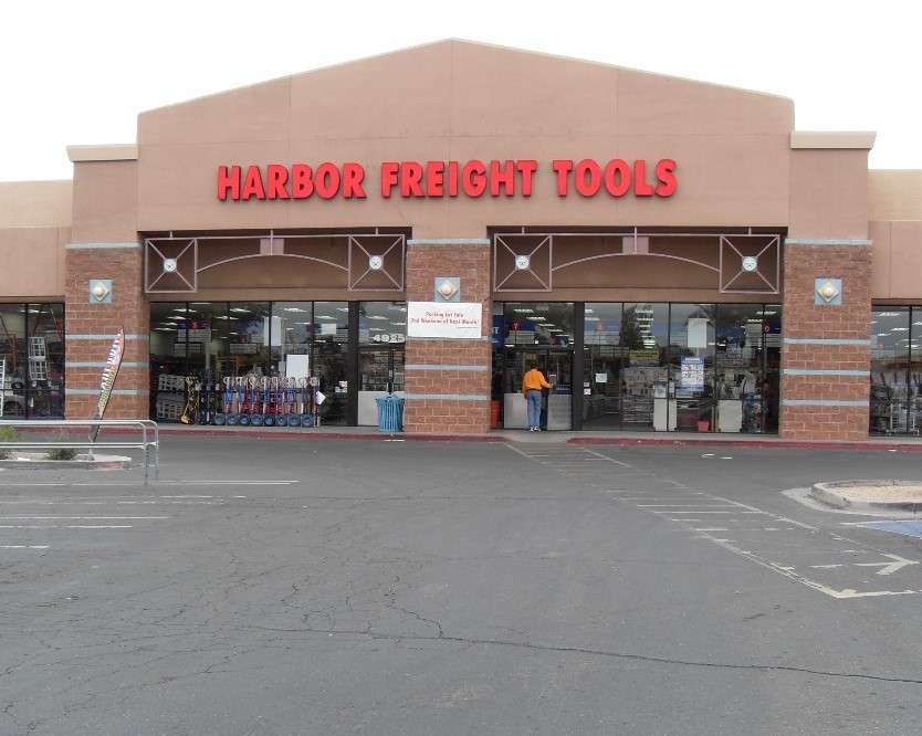 Harbor Freight Tools | 4925 W Bell Rd Suite C8, Glendale, AZ 85308, USA | Phone: (602) 843-3900