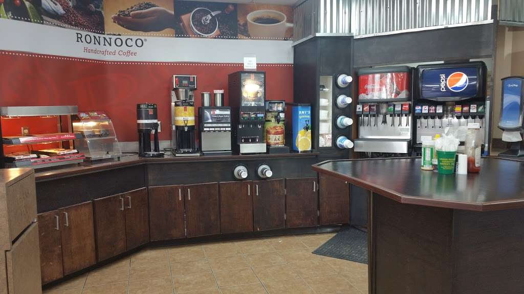 Crossroads Country Market- Sinclair Gas Station | 14060 MO-23, Alma, MO 64001, USA | Phone: (660) 674-2700