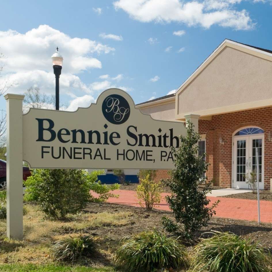 Bennie Smith Funeral Home | 855 High St # 2, Chestertown, MD 21620, USA | Phone: (410) 778-2161