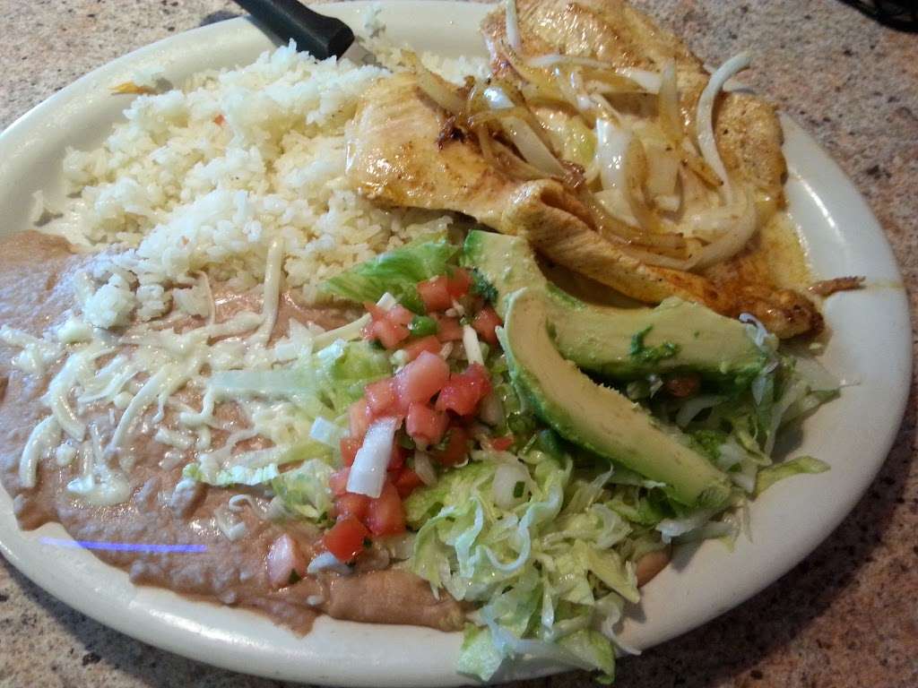 Fiesta Ranchera Restaurant | 1450 W Southport Rd B, Indianapolis, IN 46217 | Phone: (317) 888-7373
