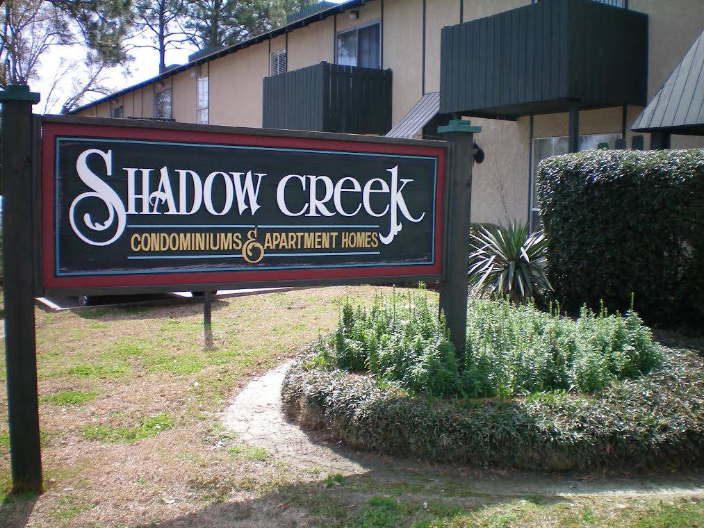 Shadow Creek Apartments | 950 S Foster Dr, Baton Rouge, LA 70806, USA | Phone: (225) 590-3511