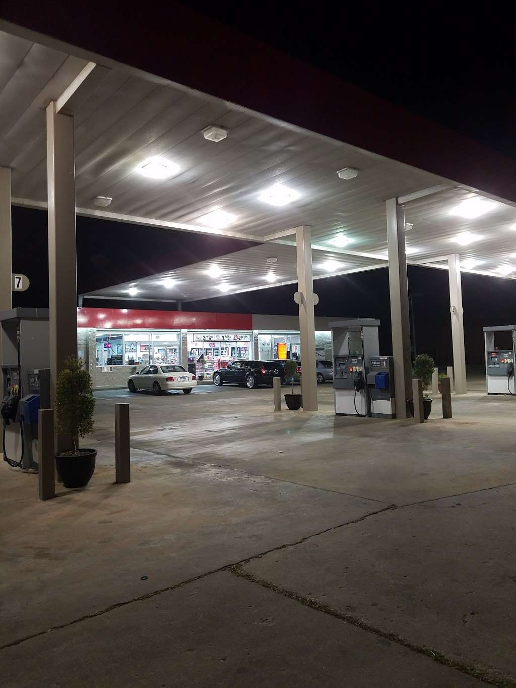 Valero | 4303 Old Spanish Trail, Houston, TX 77021, USA | Phone: (713) 748-8100