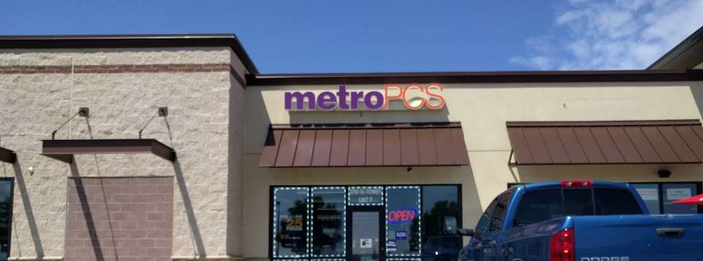 Metro by T-Mobile | 3751 Tower Rd, Aurora, CO 80011, USA | Phone: (303) 375-1492