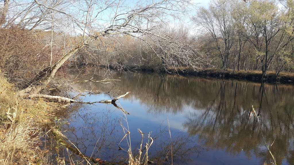 Blackstone River Bikeway Bike Path Parking | John Street Parking Area, John St, Lincoln, RI 02865, USA | Phone: (401) 222-6800