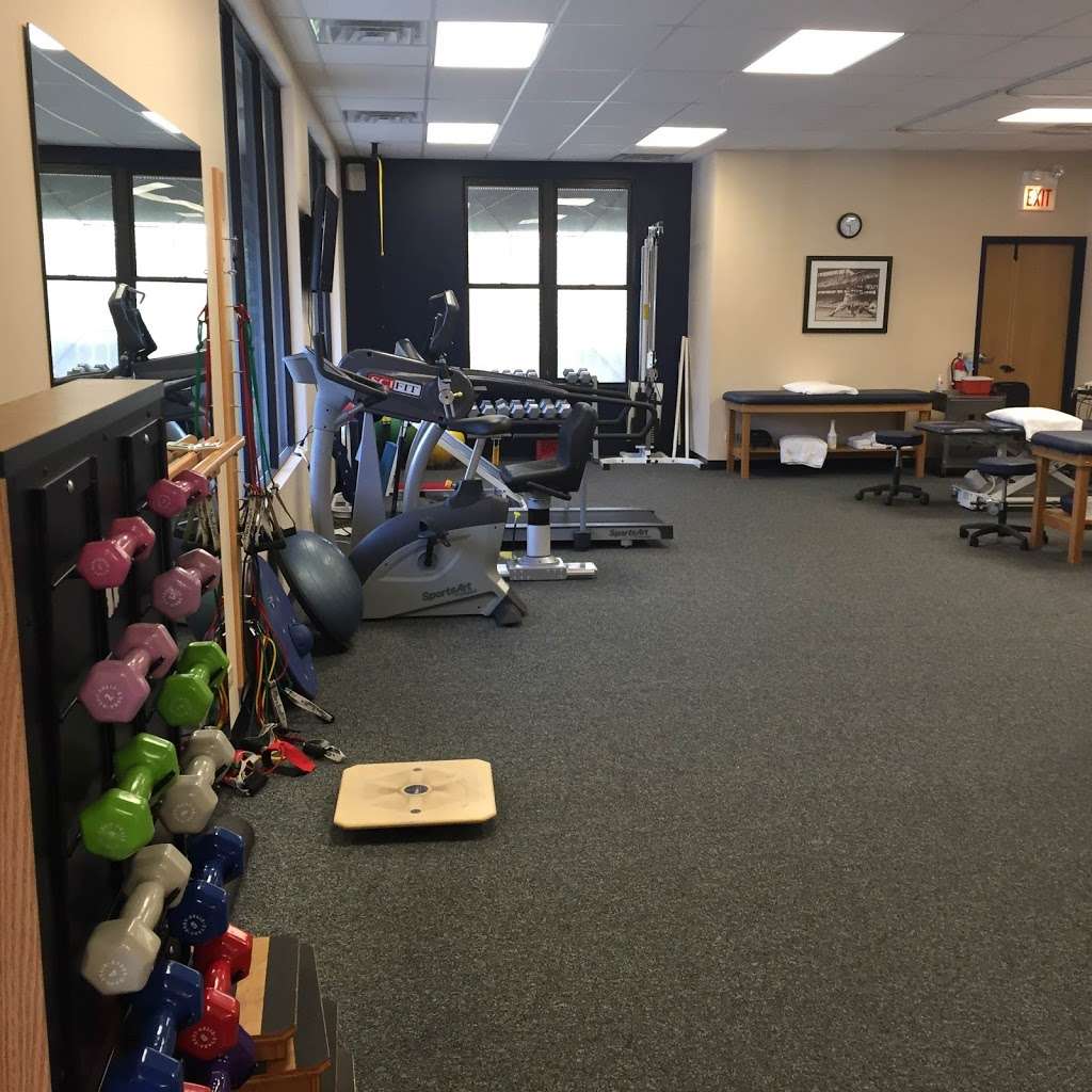 Athletico Physical Therapy - Roscoe Village | 1746 W Addison St Suite #1, Chicago, IL 60613, USA | Phone: (773) 770-2000