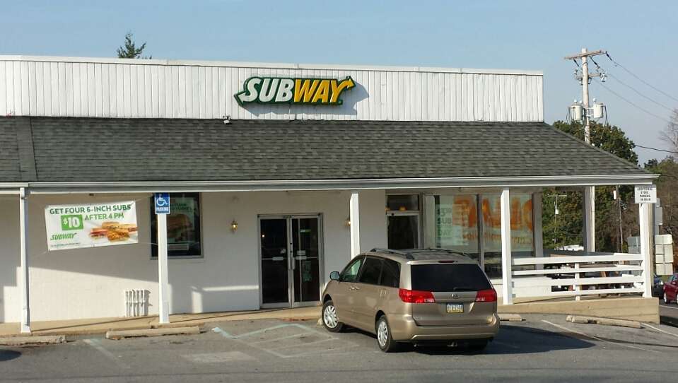 Subway | 135 W Main St, Leola, PA 17540, USA | Phone: (717) 656-8487