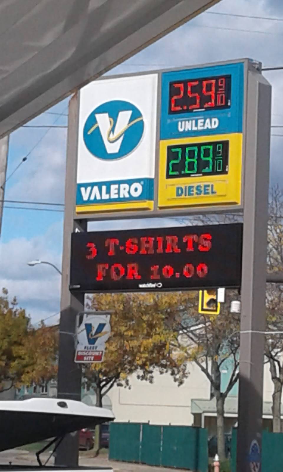 Valero | 6206 Woodland Ave, Cleveland, OH 44104, USA | Phone: (216) 391-1500