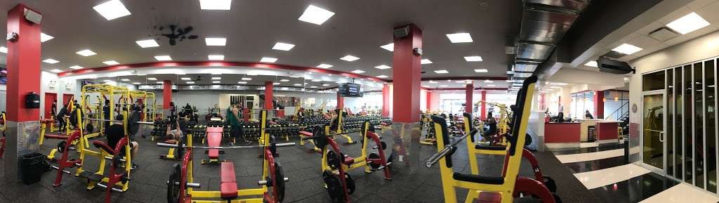 Retro Fitness | 92-77 Queens Blvd, Rego Park, NY 11374, USA | Phone: (347) 670-1932