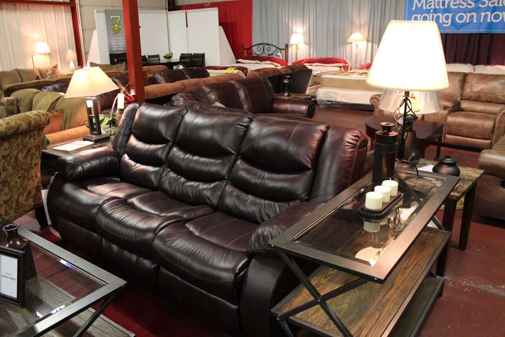 Nicks Furniture | 760 Heartland Dr, Sugar Grove, IL 60554, USA | Phone: (630) 466-5222