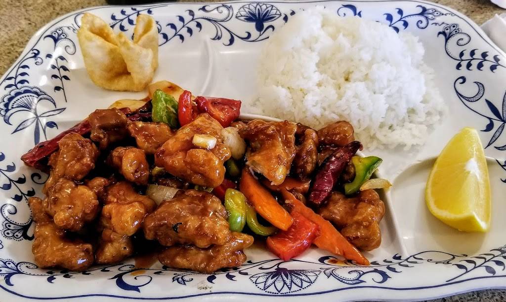 Dragon King Chinese Restaurant | 6867 Mesa Ridge Pkwy, Fountain, CO 80817, USA | Phone: (719) 382-3023