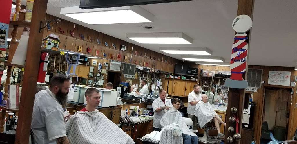 Central Avenue Barber Stylist | 2611 Central Ave # 4, Columbus, IN 47201, USA | Phone: (812) 379-2961