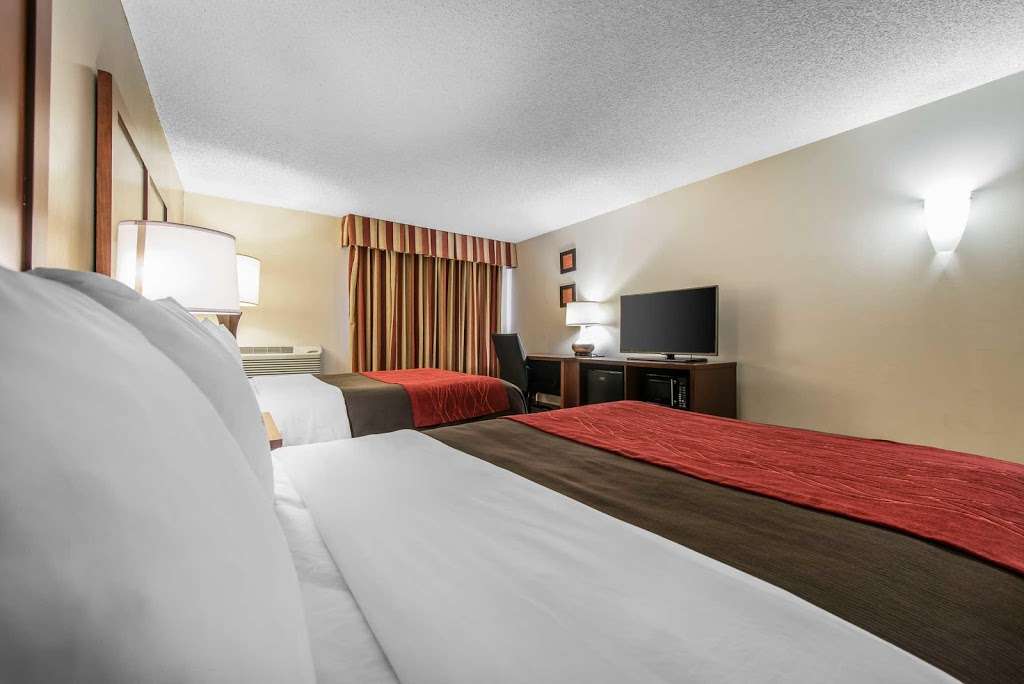 Comfort Inn & Suites Stapleton | 4685 Quebec St, Denver, CO 80216, USA | Phone: (303) 388-8100