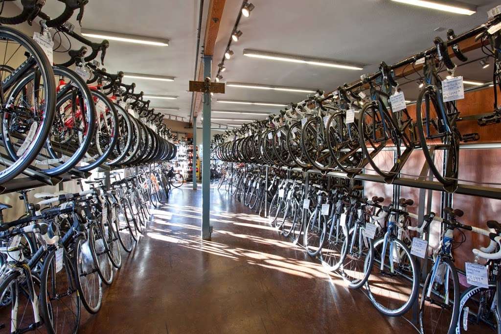 Mikes Bikes of Sausalito | 1 Gate 6 Rd, Sausalito, CA 94965, USA | Phone: (415) 332-3200