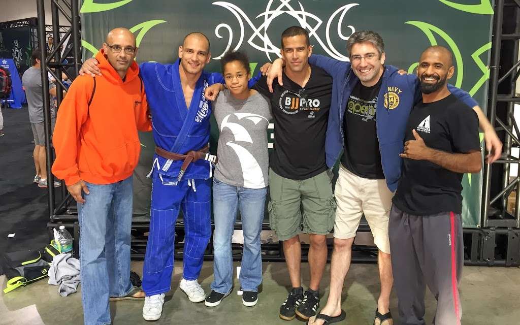 Evolution Mixed Martial Arts | 1600 Shore Rd, Naperville, IL 60563, USA | Phone: (847) 261-4662