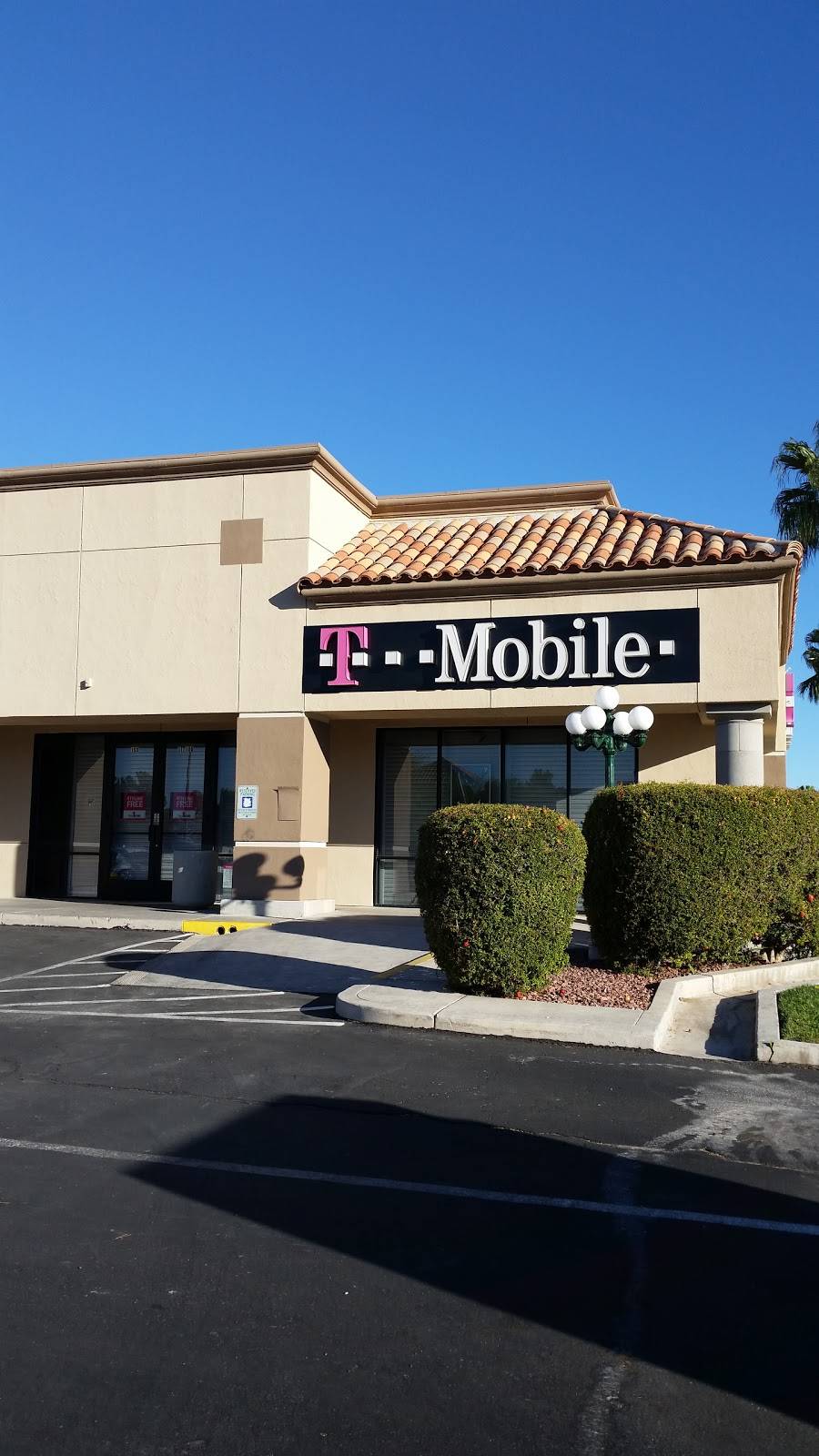 T-Mobile | 193 N Pecos Rd Suite A, Henderson, NV 89074, USA | Phone: (702) 260-1427