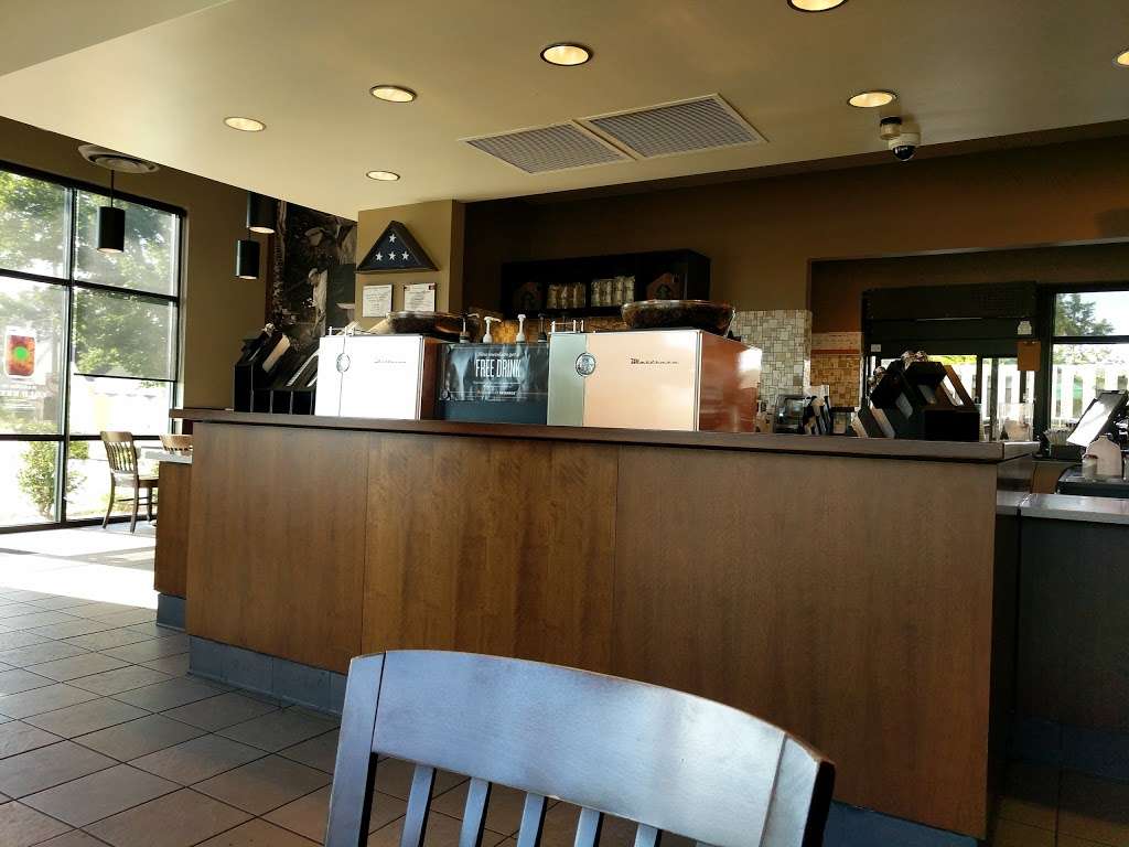 Starbucks | 9801 W Irving Park Rd, Schiller Park, IL 60176, USA | Phone: (847) 671-4361