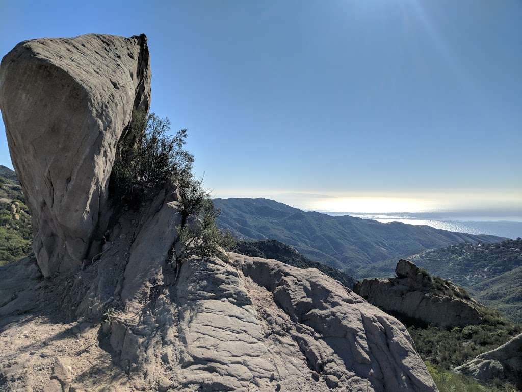 Castro Crest Trailhead | Mesa Peak Motorway, Agoura Hills, CA 91301