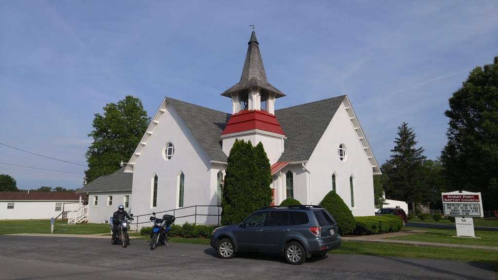 Summit Point Baptist Church | 96 Hawthorne Ave, Summit Point, WV 25446, USA | Phone: (304) 725-0619