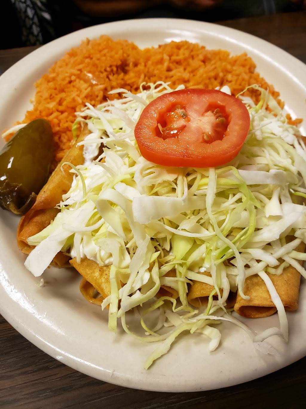 Las Pericas | 915 E Northside Dr, Fort Worth, TX 76102, USA | Phone: (817) 332-5997