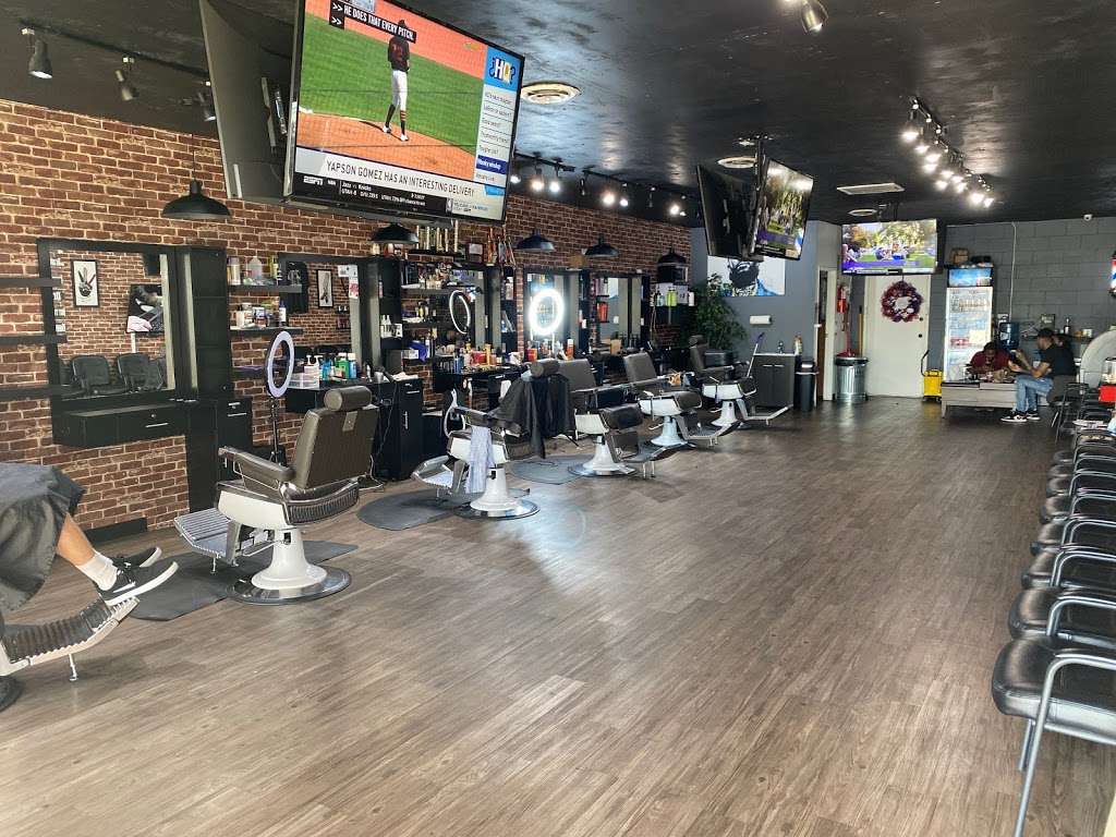 Gifted Hands Barbershop LLC | 2795 W Lincoln Ave, Anaheim, CA 92801, USA | Phone: (714) 236-5260