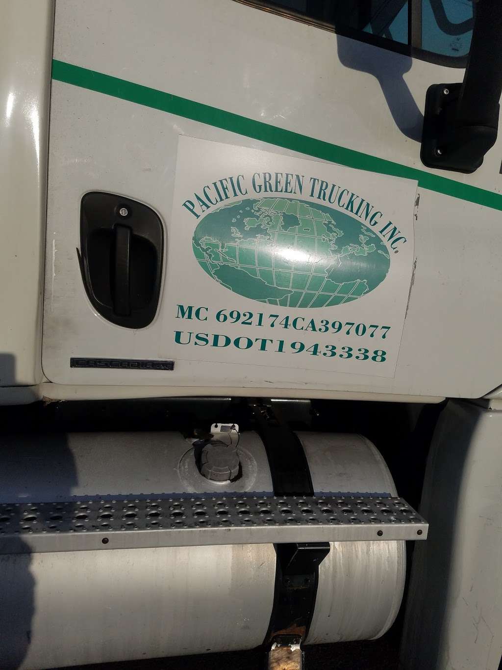 Pacific Green Trucking | 512 E C St, Wilmington, CA 90744 | Phone: (310) 830-4528