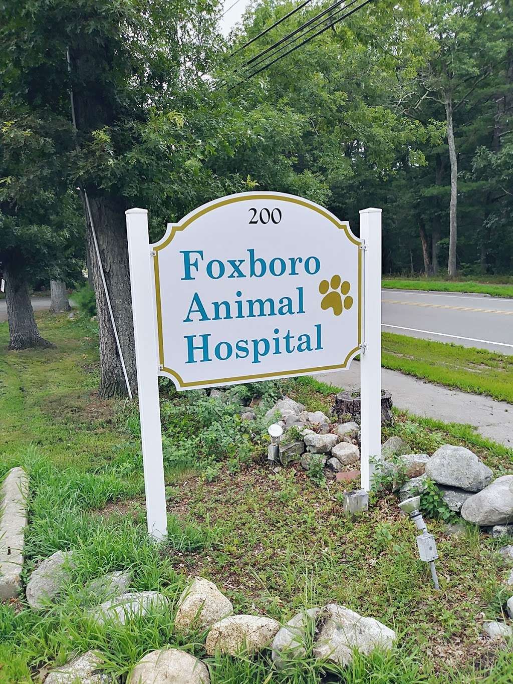 Foxboro Animal Hospital | 200 Mechanic St, Foxborough, MA 02035, USA | Phone: (508) 543-5350