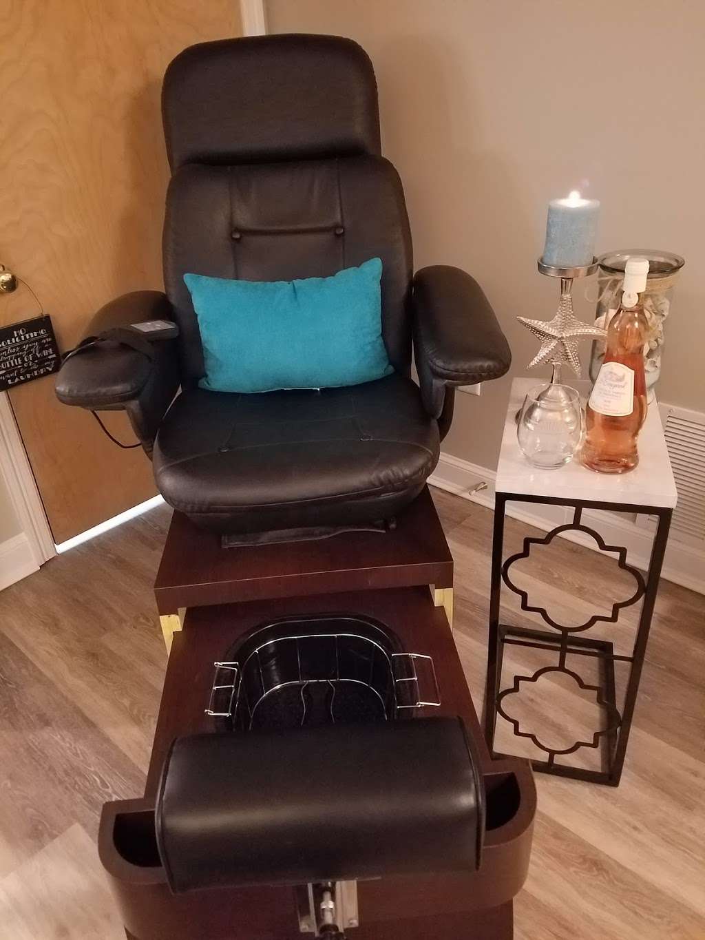 Hair on Hillside | 11 Hillside Rd, Plainville, MA 02762, USA | Phone: (508) 954-8514