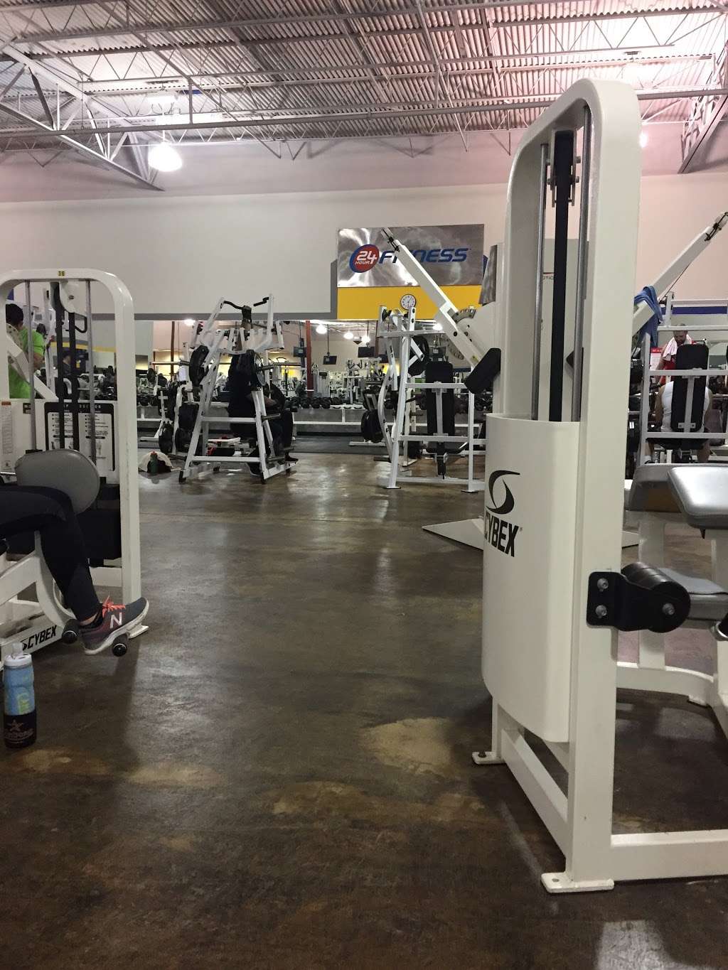 24 Hour Fitness | 12708 Northwest Fwy, Houston, TX 77092, USA | Phone: (713) 895-8724