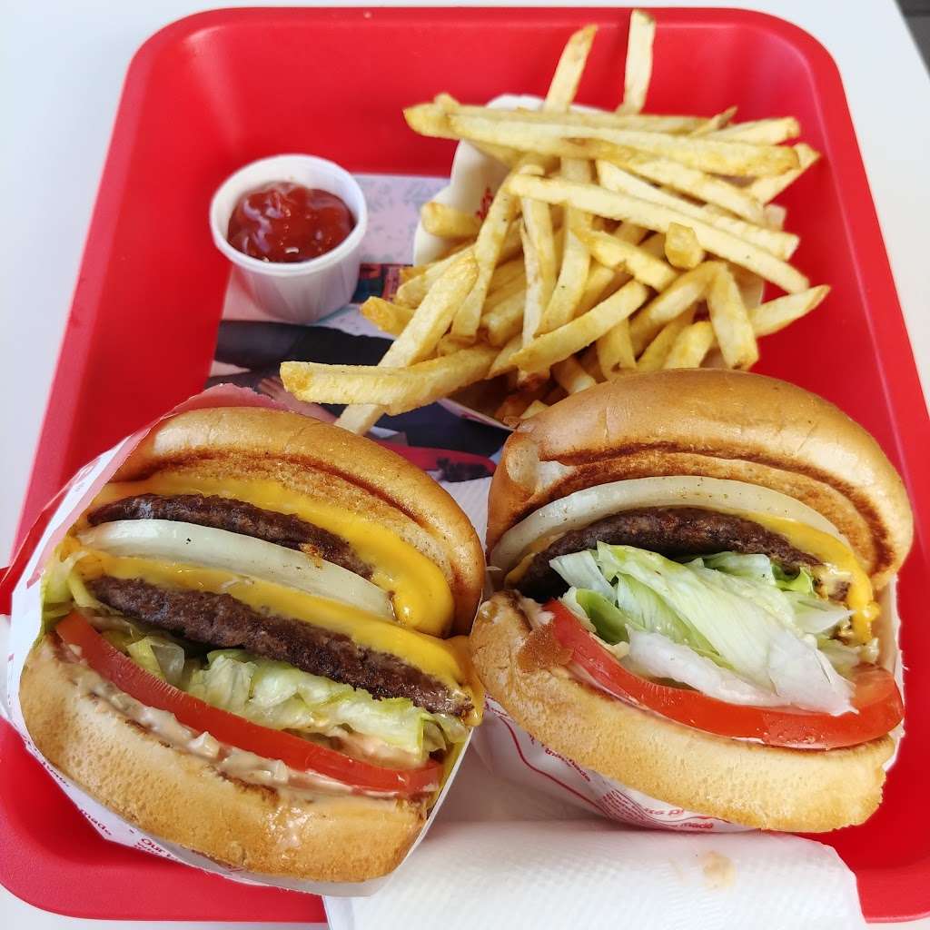 In-N-Out Burger - 9410 Mira Mesa Blvd, San Diego, CA 92126, USA ...