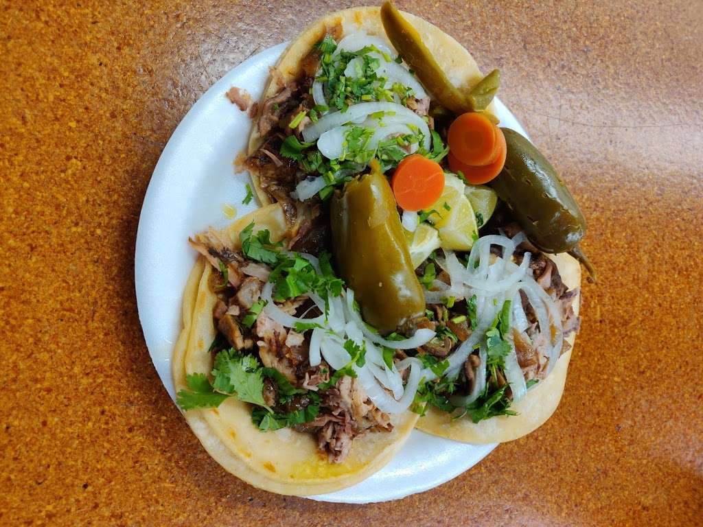 Carnitas el Momo | 2411 Fairmount St, Los Angeles, CA 90033, USA | Phone: (323) 627-8540