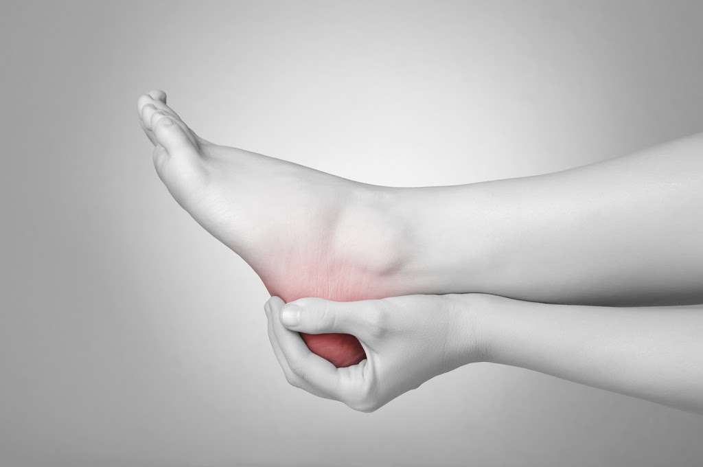 Cavicchio Podiatry | 2 Wake Robin Rd #203, Lincoln, RI 02865, USA | Phone: (401) 753-0517