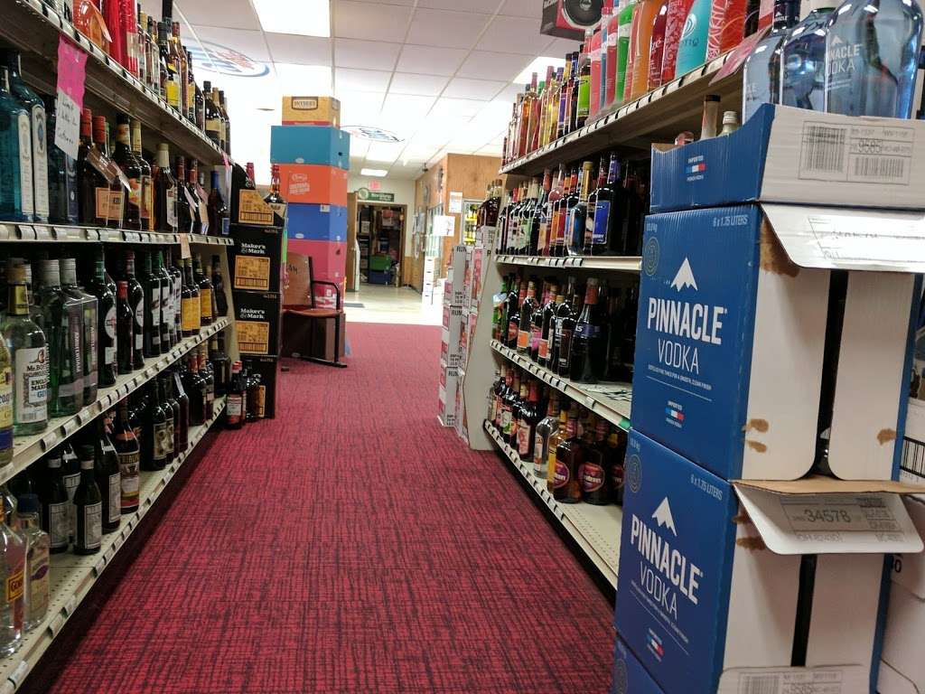 Franksville Bank of Liquors | 10502 Northwestern Ave, Franksville, WI 53126 | Phone: (262) 886-5595