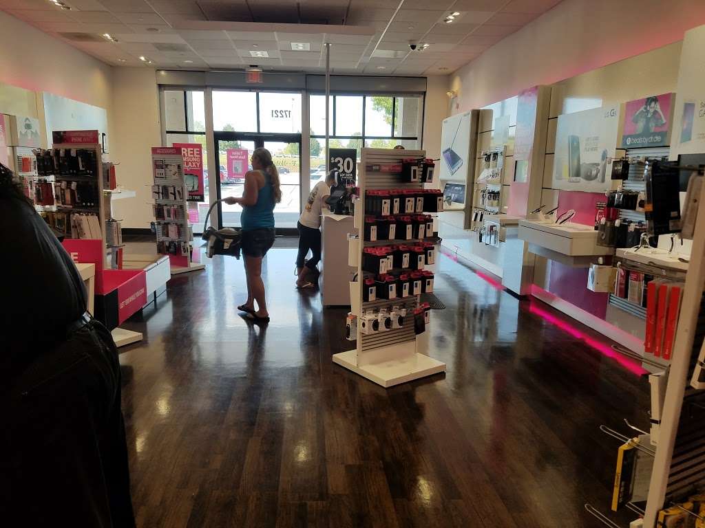 T-Mobile | 17221 Cole Rd, Hagerstown, MD 21740 | Phone: (301) 582-3561