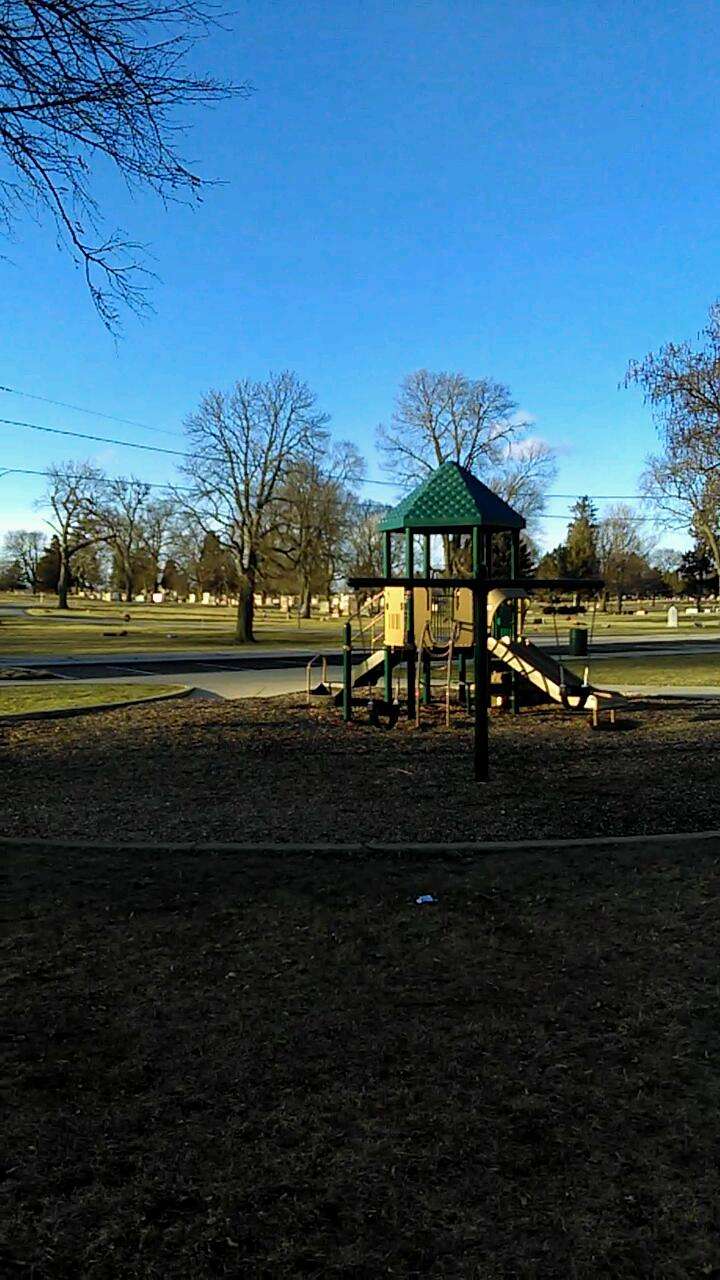 Kiwanis Park | 1809 Country Hills Dr, Yorkville, IL 60560, USA | Phone: (630) 553-4350