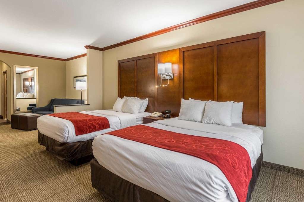 Comfort Suites | 3606 89th St, Galveston, TX 77554, USA | Phone: (409) 741-9977