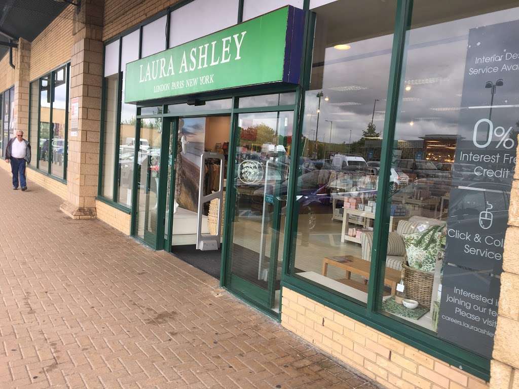 Laura Ashley | Westgate Retail Park, Unit 4, Basildon SS14 1WP, UK | Phone: 0871 223 1546