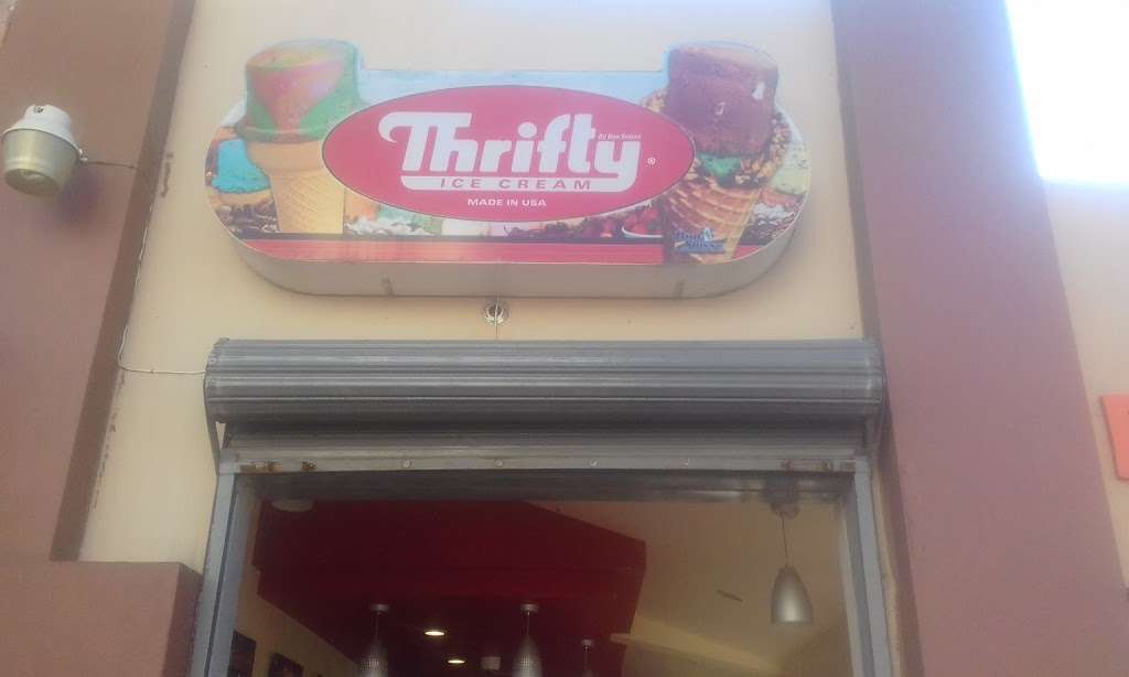 Thrifty Centro | 22000, Calle Benito Juárez 2da 8010, Zona Centro, 22000 Tijuana, B.C., Mexico