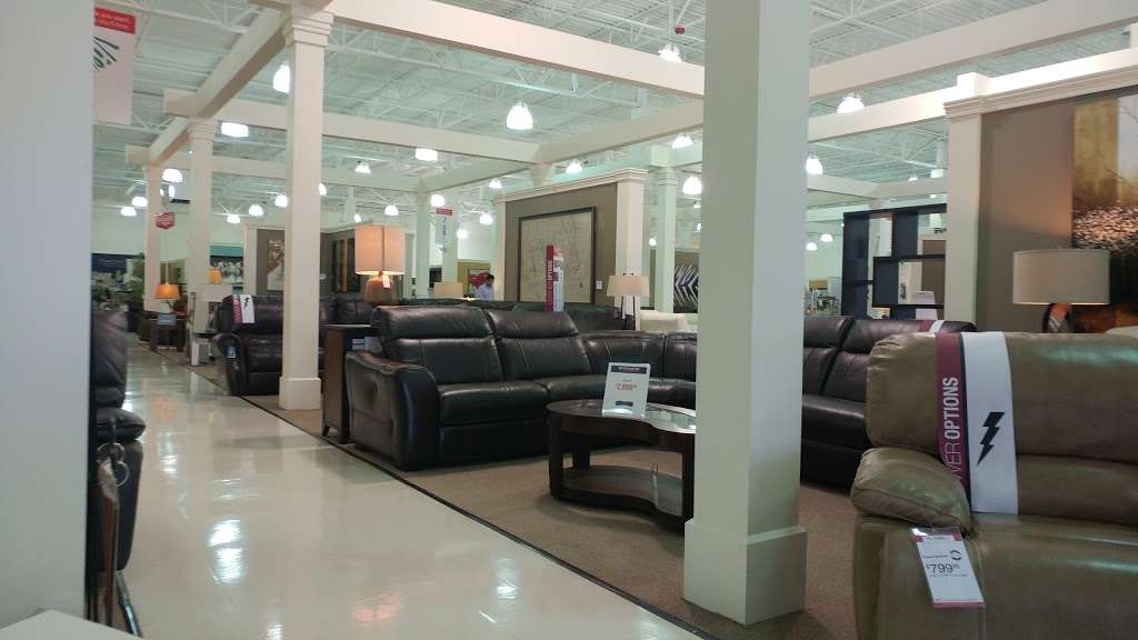 Value City Furniture | 8101 N University City Blvd suite b, Charlotte, NC 28213, USA | Phone: (704) 227-0170