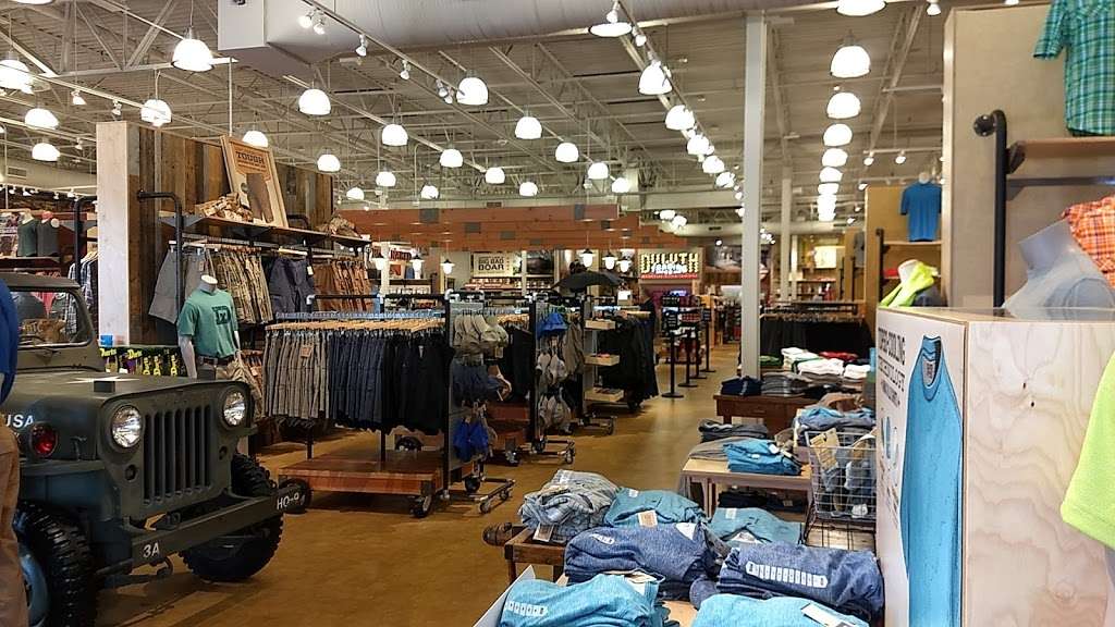 Duluth Trading Company | 11242 Bulloch Dr, Manassas, VA 20109, USA | Phone: (703) 659-0044