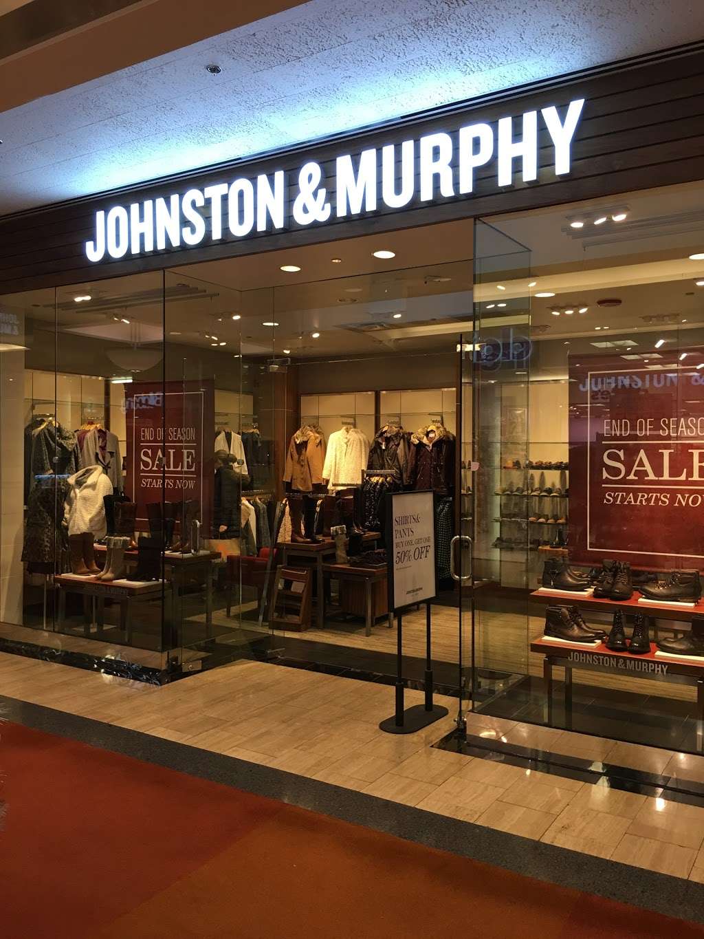 Johnston & Murphy | 835 N Michigan Ave, Chicago, IL 60611, USA | Phone: (312) 202-0716