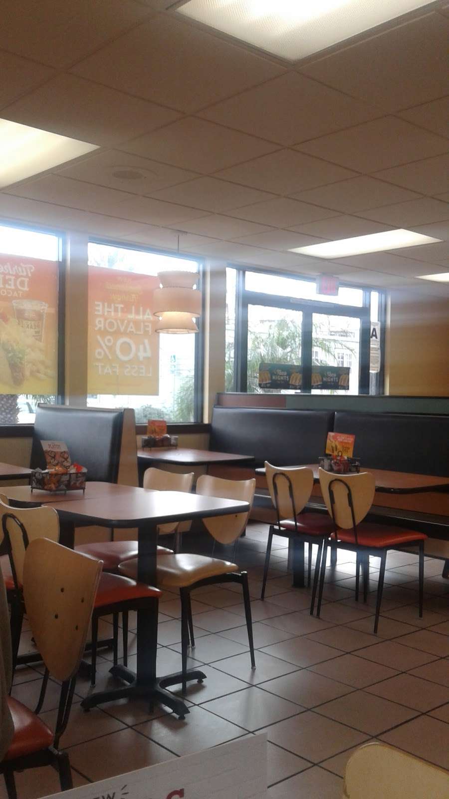 Del Taco | 9002 Arlington Ave, Riverside, CA 92503, USA | Phone: (951) 689-2625