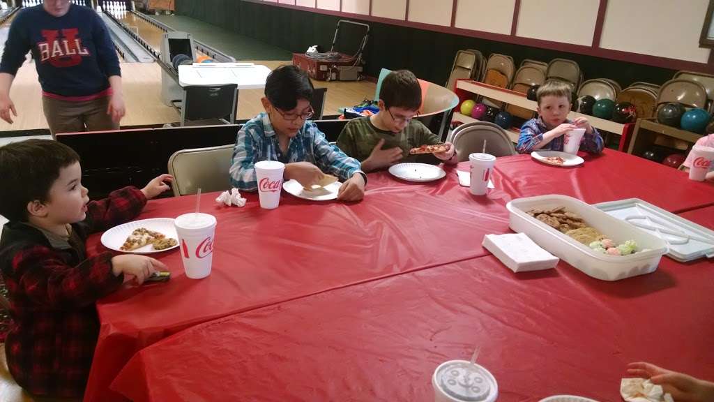 Suburban Lanes | 4285 State Rte 19, Tipton, IN 46072, USA | Phone: (765) 675-6670