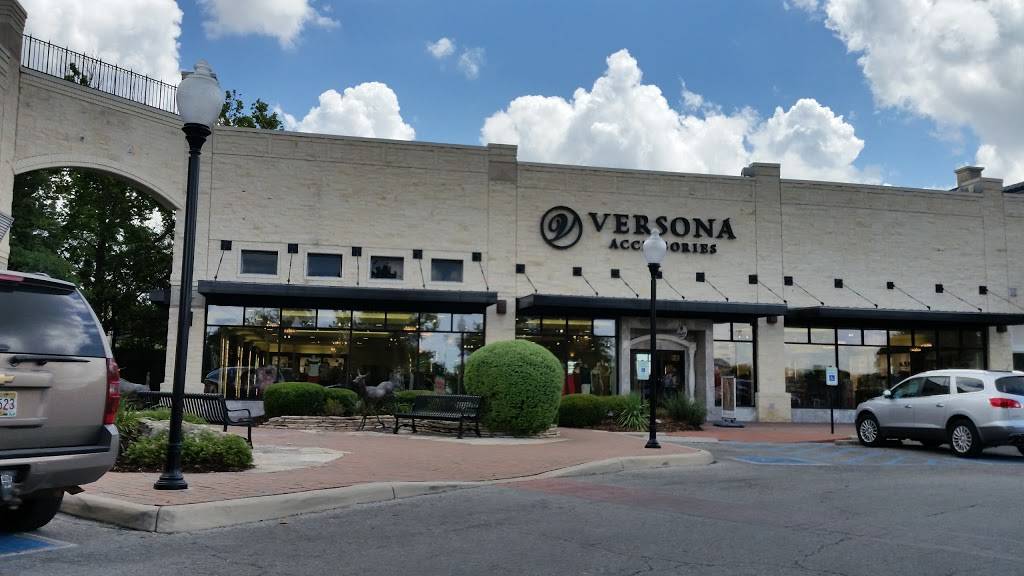 Versona | 11745 I-10, San Antonio, TX 78230 | Phone: (210) 877-5139