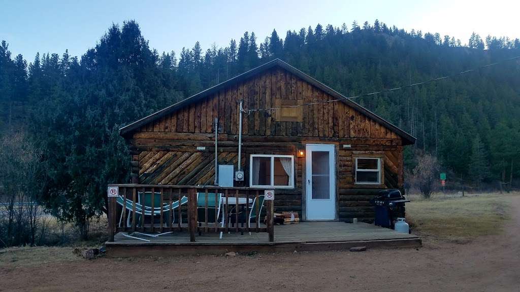 South Platte River Cabins Rentals | CO-67, Deckers, CO 80135, USA | Phone: (303) 647-2332