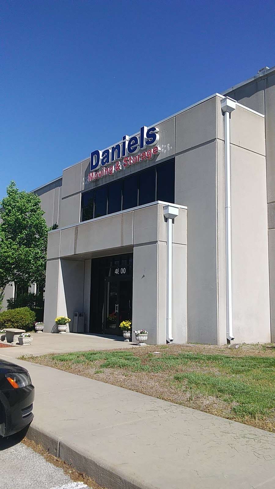 Daniels Moving and Storage, Inc. | 4800 E 119th St, Grandview, MO 64030, USA | Phone: (816) 761-6600