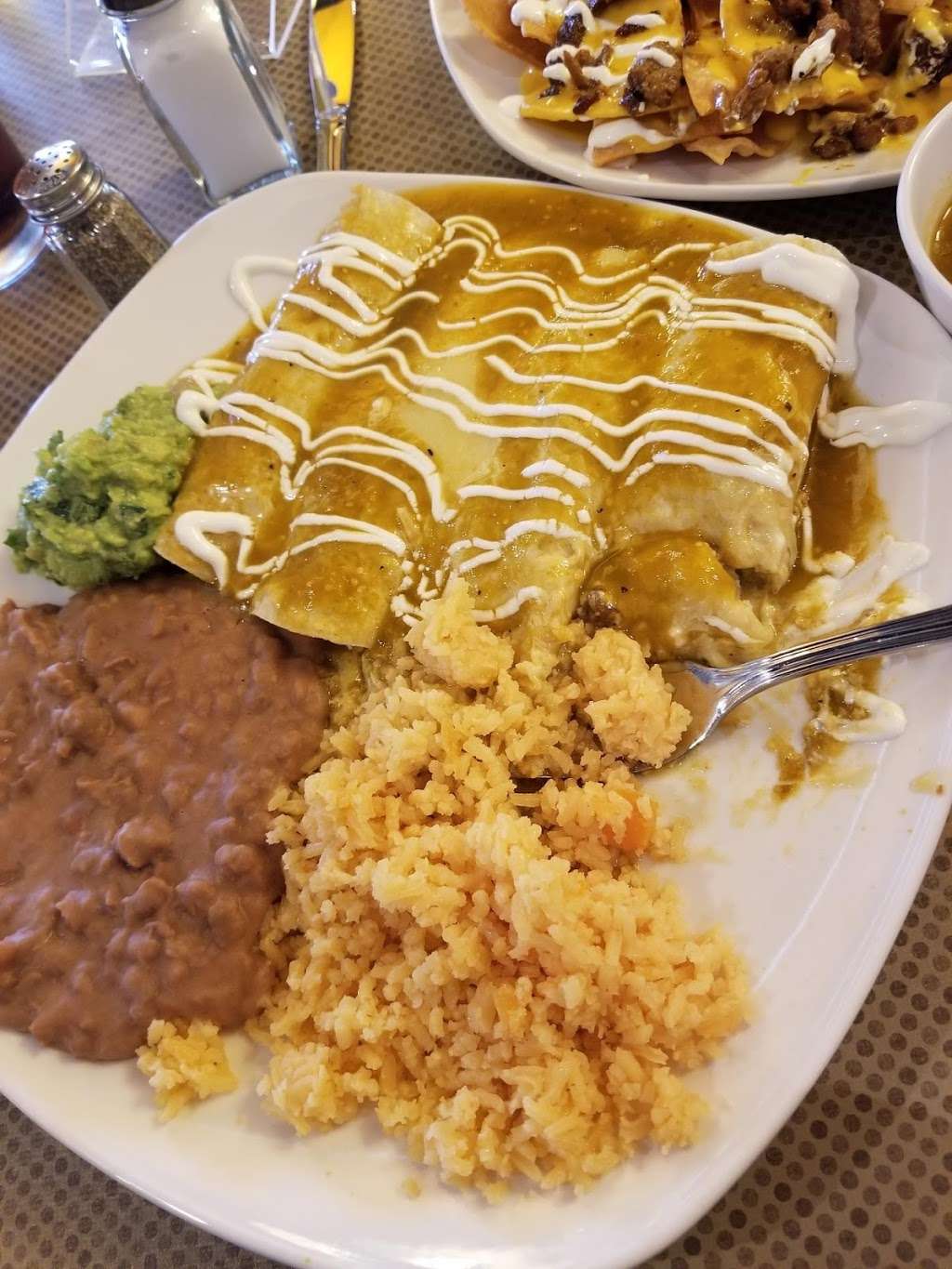 Los Chilaquiles | 7010 TX-146BUS #140, Baytown, TX 77523, USA | Phone: (832) 902-2882