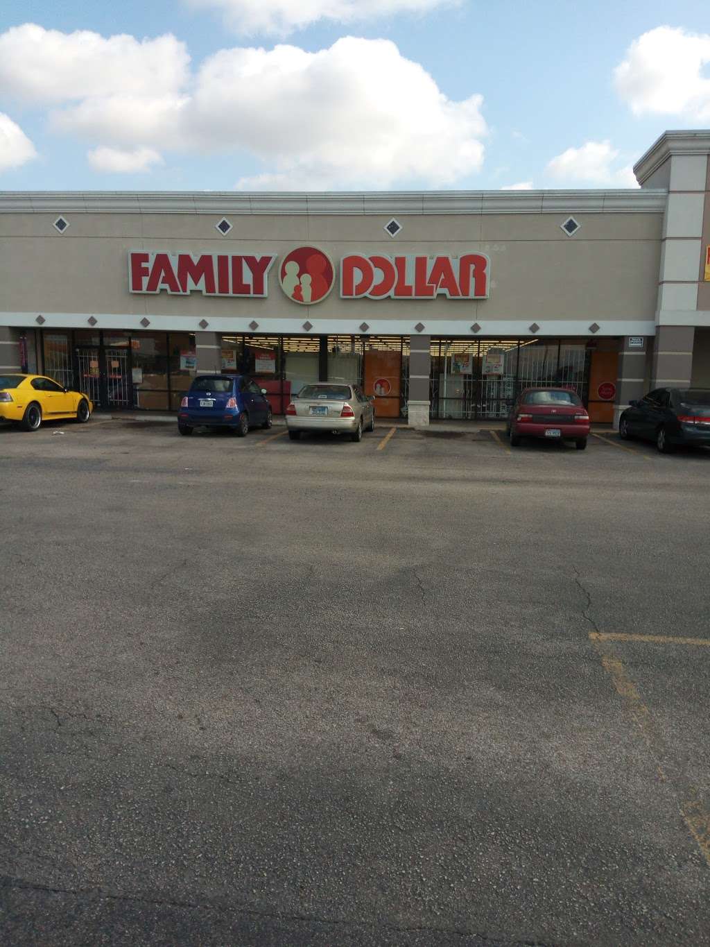 Family Dollar | 12518 Bellaire Blvd, Houston, TX 77072, USA | Phone: (281) 498-8513