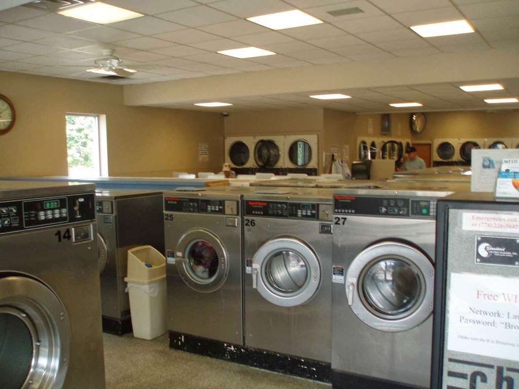 E-Z Clean Laundry Center | 173 Broadway, Taunton, MA 02780, USA | Phone: (508) 824-6483