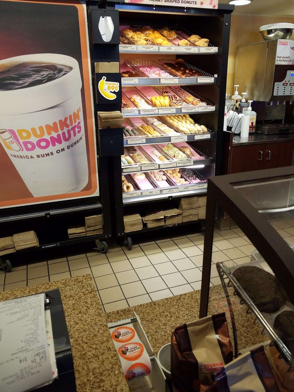 Dunkin | 162 Cordaville Rd, Southborough, MA 01772, USA | Phone: (508) 624-9137